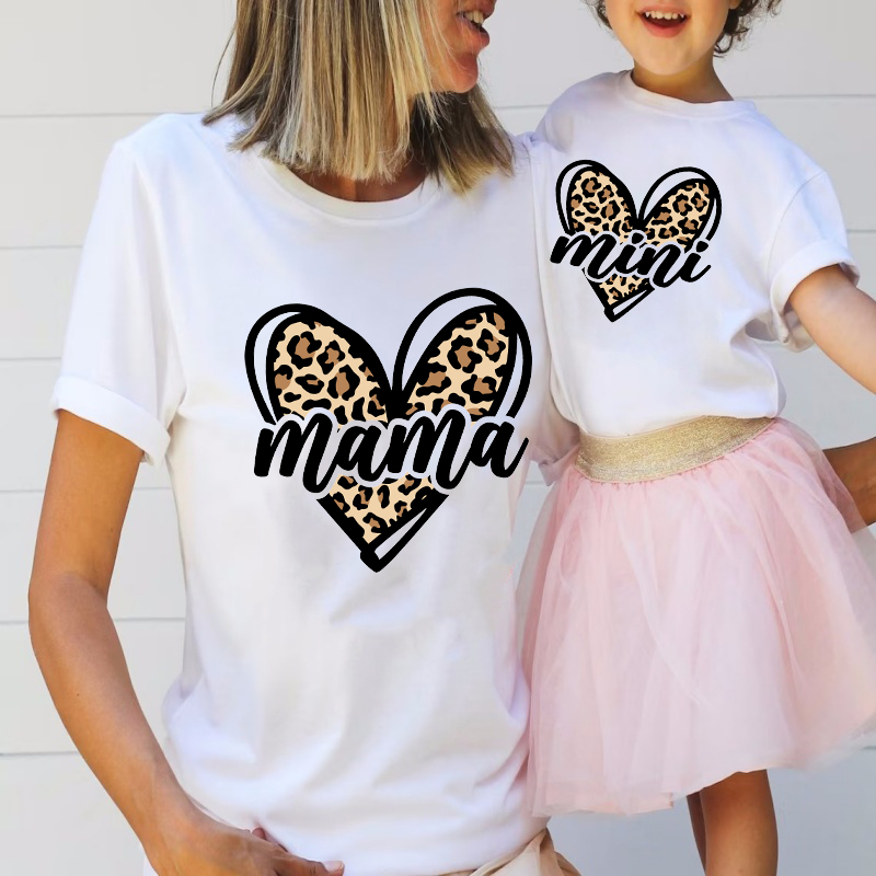 Mama Mimi Leopard Heart Print  - огляд і ціна Plant Parent T Shirt